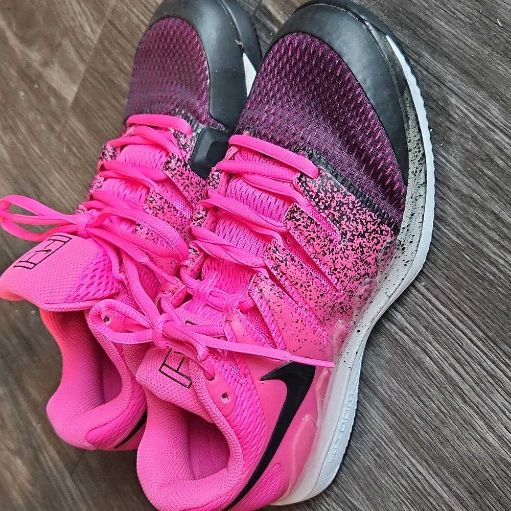 Womens Nike Air Zoom VAPOR size 8 Sneakers